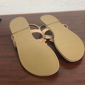 Children's Place Shoes - NWOT girls children’s place sandals size 2 Children's Place Shoes - NWOT girls children’s place sandals size 2